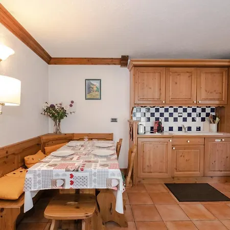 Appartement Alpes 2 *