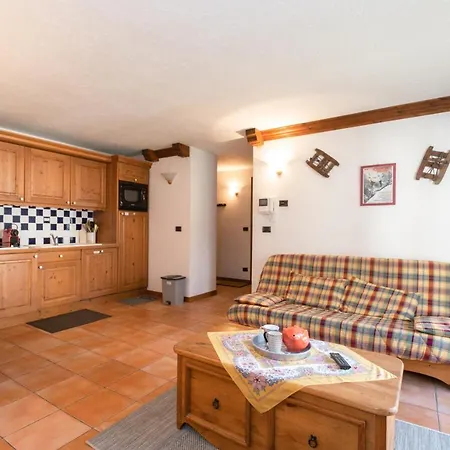 Alpes 2 Apartment *