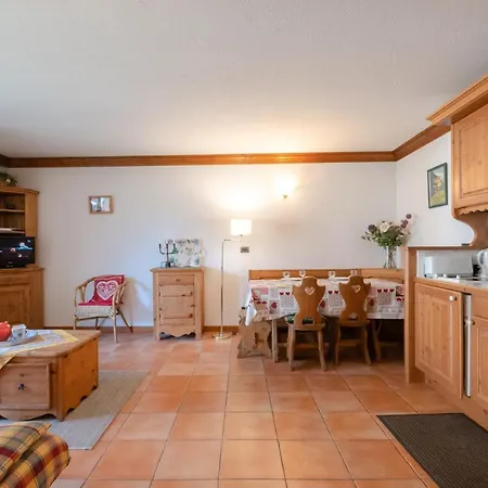 Appartement Alpes 2 *